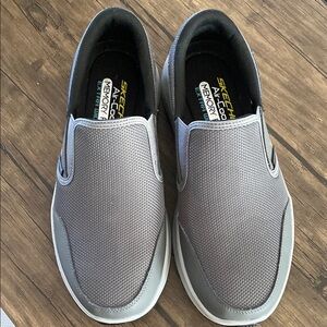 Skechers Men's Slip-On Shoes. Size 9.5